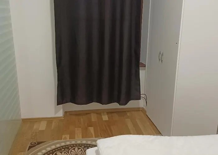Whole 4you In Center Of 10 District Vienna, 1min To Subway *