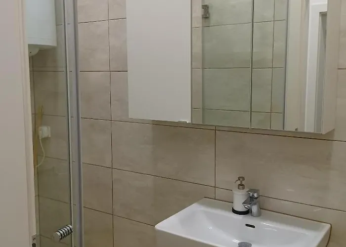Whole 4you In Center Of 10 District Vienna, 1min To Subway Apartment Vienna